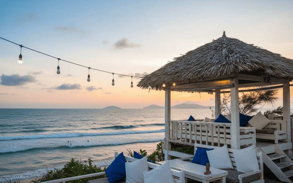 An Bang Beach is at its best from March to August, with sunny weather and a pleasant atmosphere