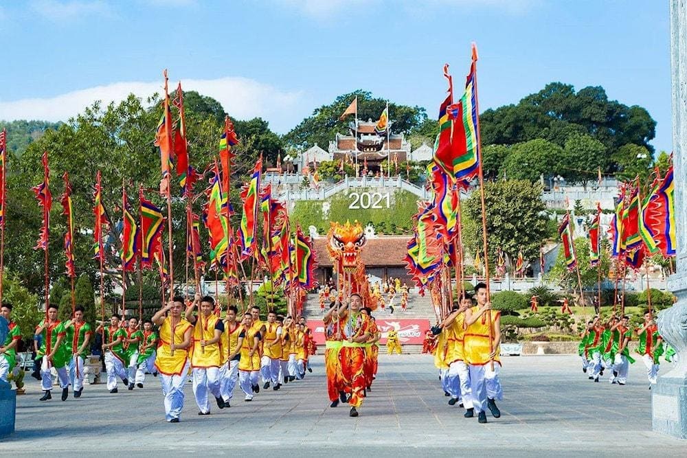 These are some of the main festivals at Cua Ong Temple, where visitors can immerse themselves in local cultural practices and spiritual traditions