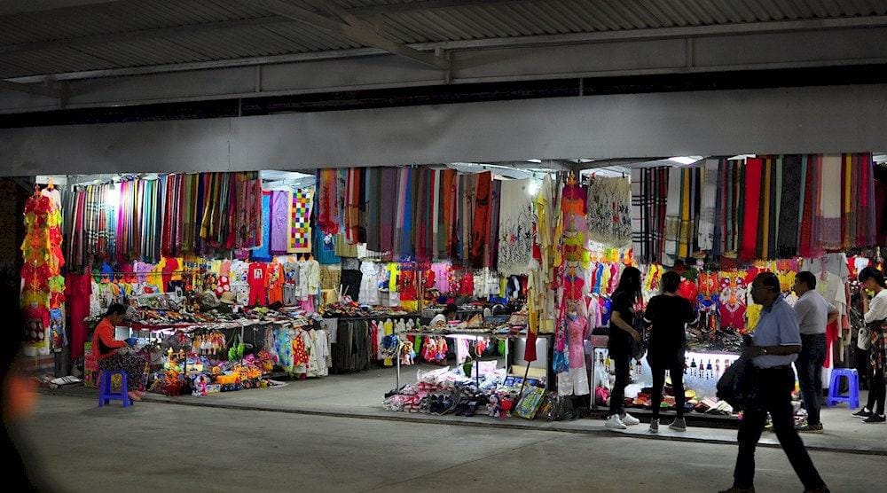 Ha Long Night Market is an essential part of your Ha Long journey