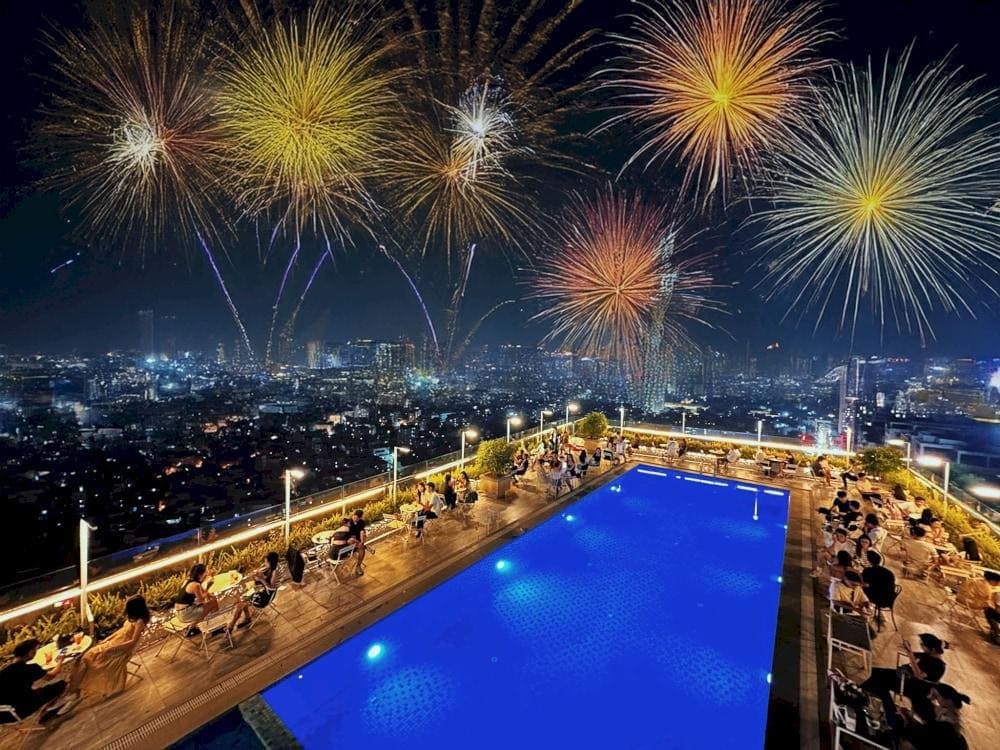 This spot is ideal for those looking for a laid-back yet scenic café experience with budget-friendly pricing