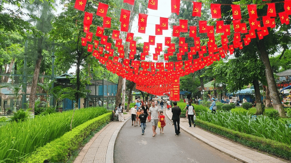 Visit Hanoi Zoo and enjoy a full day of adventure for both adults and children (Source: Fanpage VƯỜN THÚ HÀ NỘI)