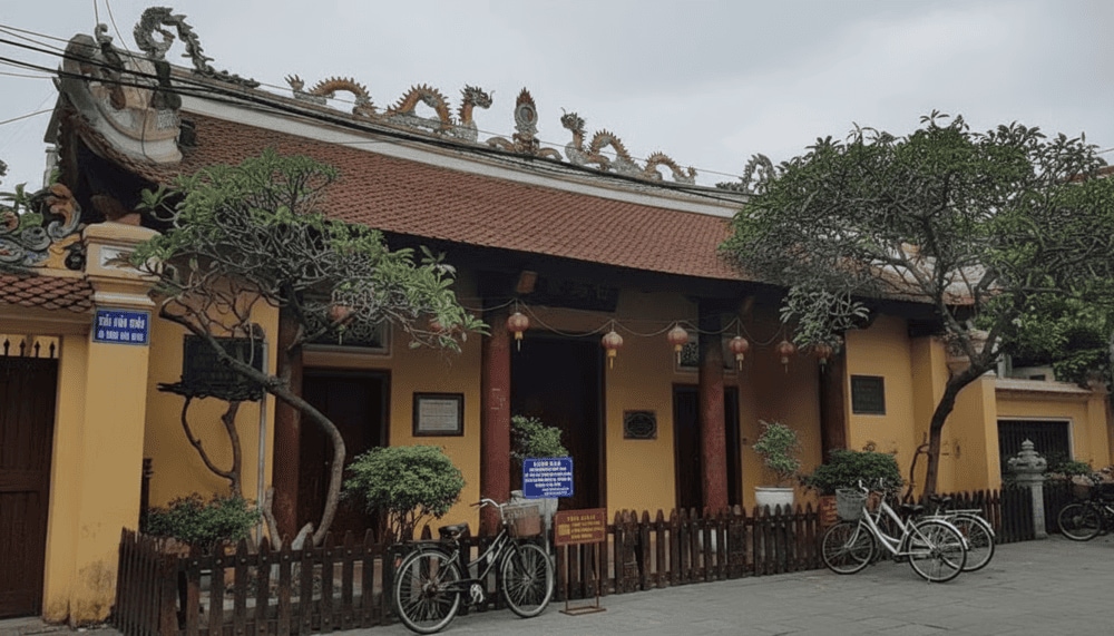 Outside the Bach Ma Temple