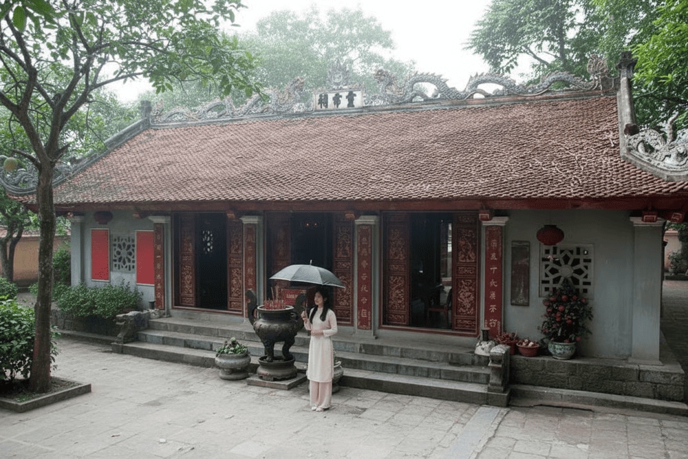 Voi Phuc Temple showcases traditional Vietnamese architecture with curved roofs and intricate carvings