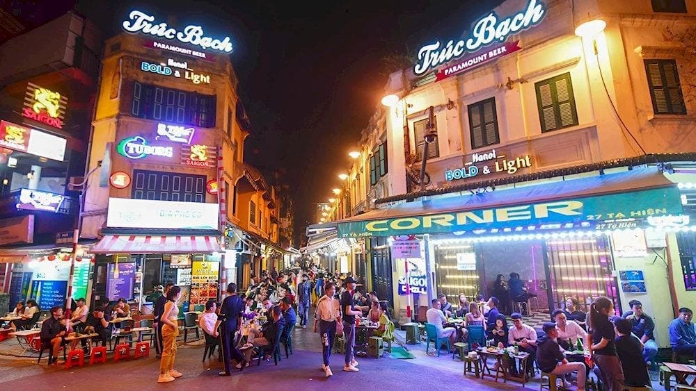 Ta Hien street from above during the weekend