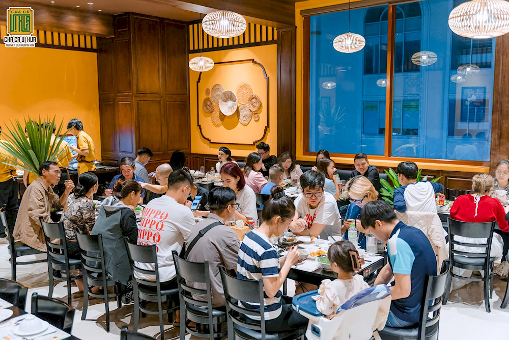 The restaurant provides the space that can host up to 150 guests, perfect for office parties or family get-togethers