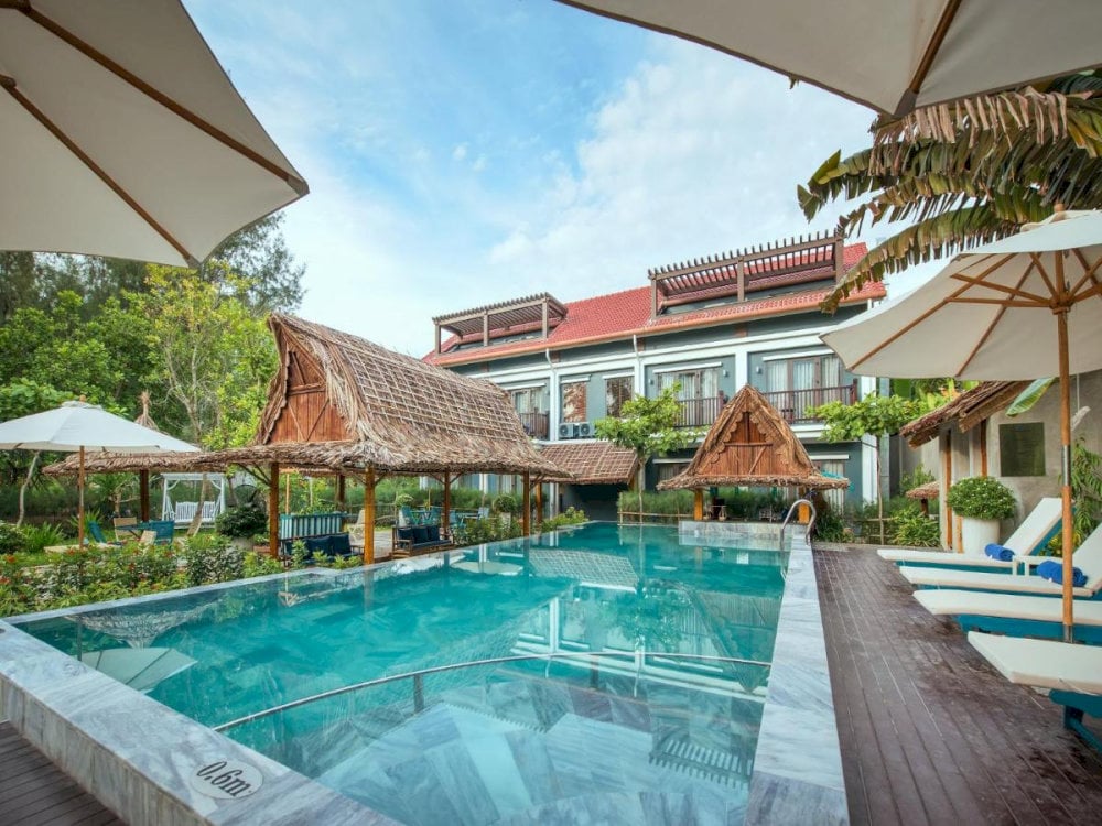 AIRA Boutique Hoi An Hotel & Villa with elegant design and outdoor pool