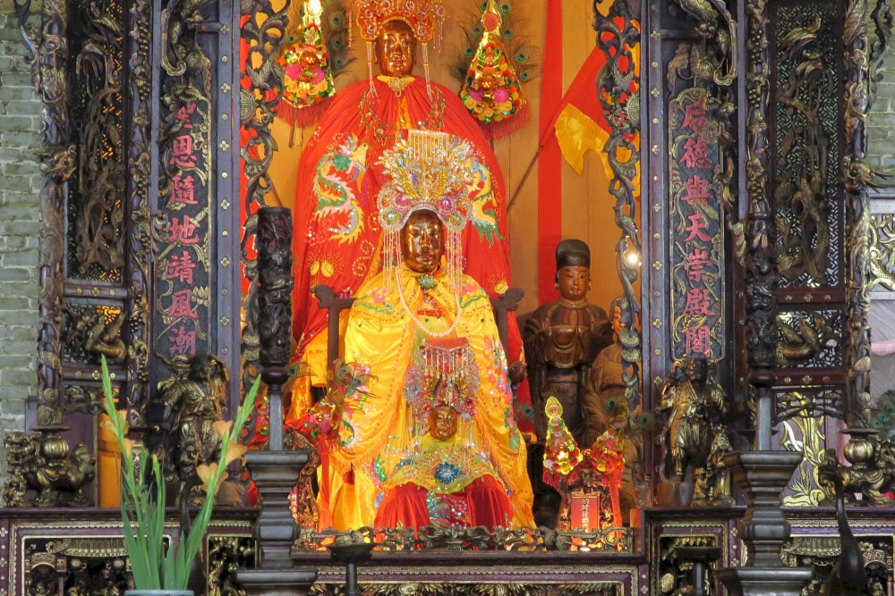 Mazu goddess altar in center of the temple 