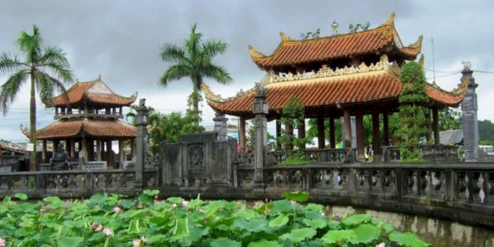 A mysterious spiritual destination in the heart of Hanoi 