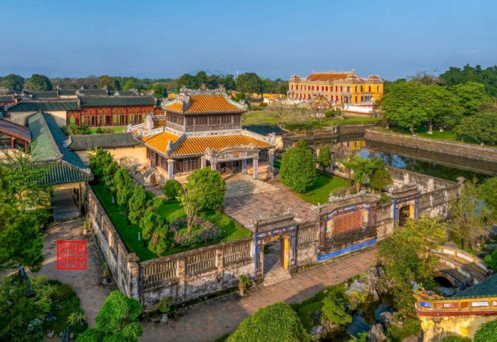 Thai Binh Lau Pavilion features a truly unique architectural style